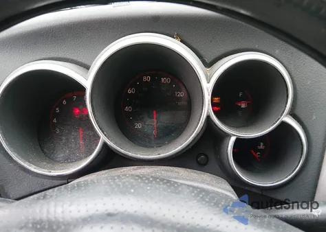 2005 Toyota Matrix Xr z USA, uszkodzony, nr VIN 2T1KR32E35C380103